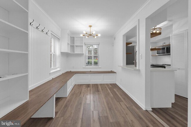 Photo - 1301 E Abingdon Dr Unidad 2