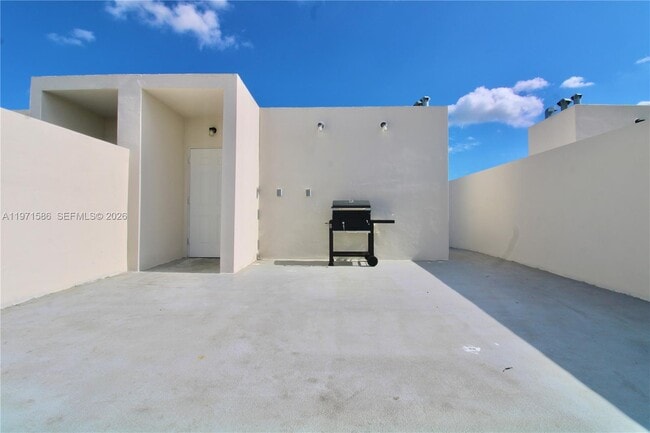 Photo - 25875 SW 145th Ave