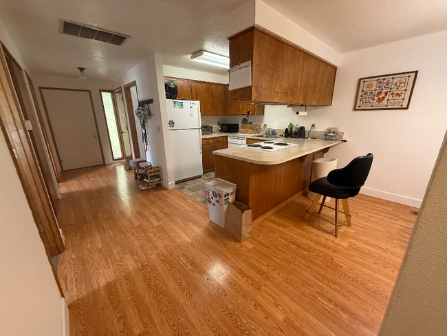 Photo - 1797 SE Bethel St Unidad 1799