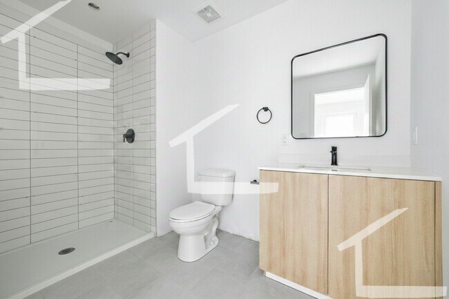 Photo - Beautiful 2Br/2Bth NEW CONSTRUCTION apartment!  Laundry in unit! Great locations!