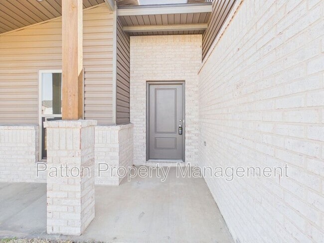 Photo - 3007 Farmyard Dr