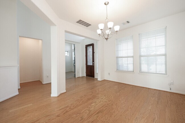 Photo - 2107 Brooke Avery Dr