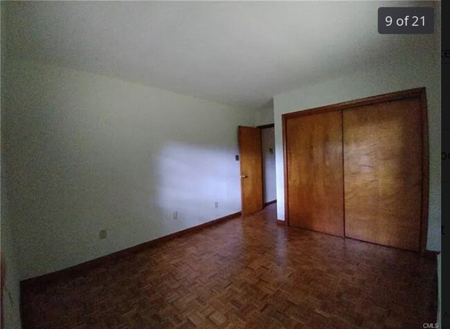 Photo - 13 Waterbury St