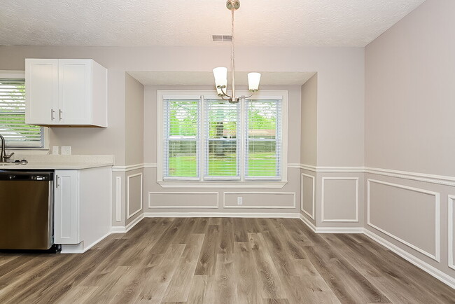 Photo - 185 Highland Dr