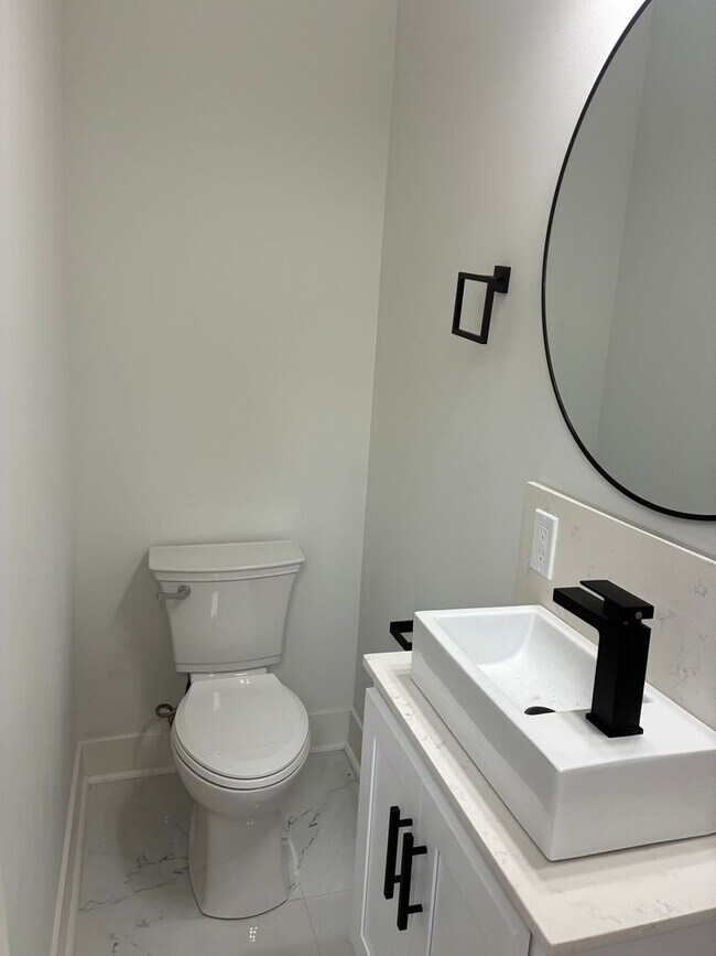 Photo - 1539 Lowrie St Unit 2