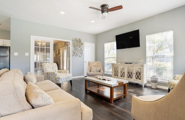 Grand at Pearl Apartments