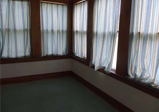 Sunroom - 6 Hallowell St Unit 3