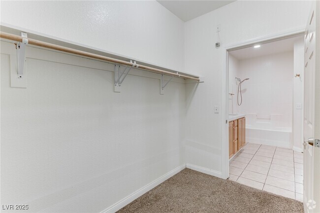 Building Photo - 4437 Dover Straight St Unit 107 Rental