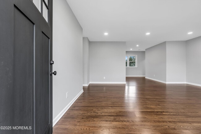 Photo - 1230 Dove St