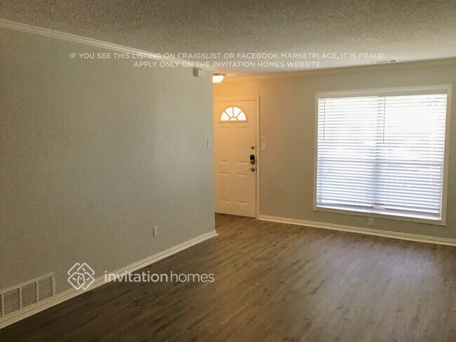 436 Lexington Ln