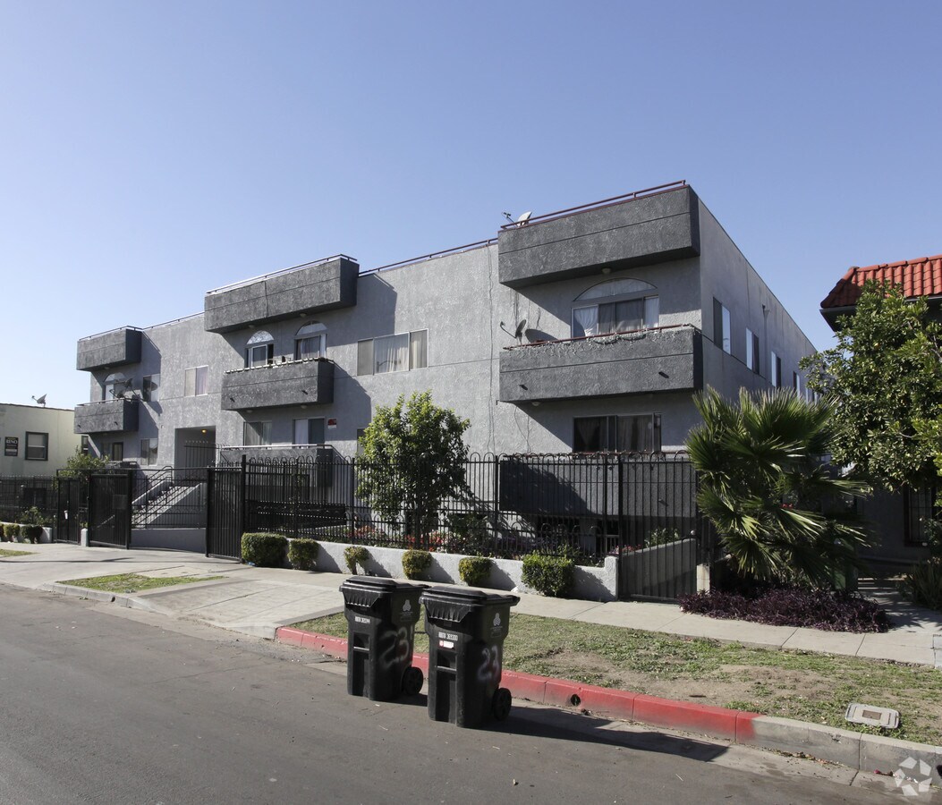 Photo - 225 N Reno St