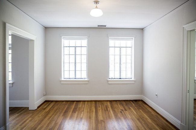 One Bedroom Living Room