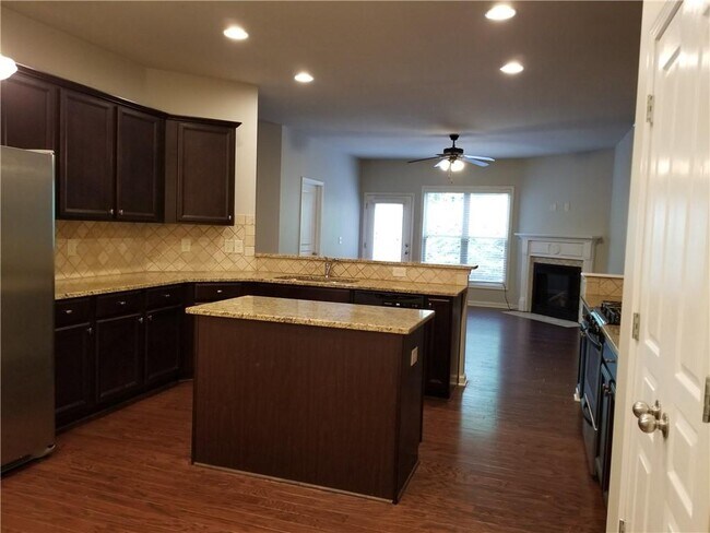 Photo - 5930 Vista Brook Dr