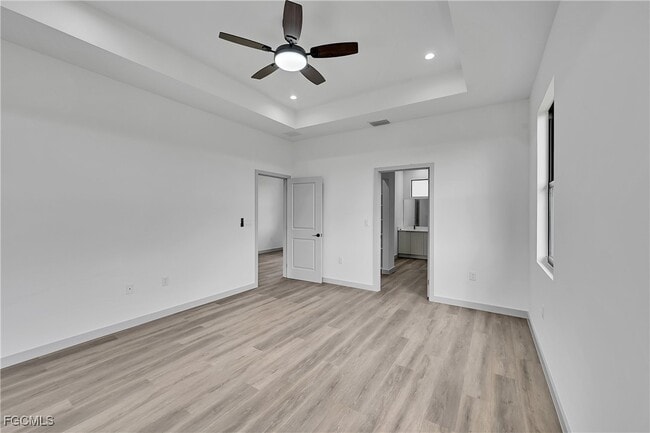 Building Photo - 1024 Halby Ave S Rental