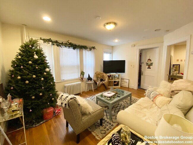 Photo - 11 Romsey St Unit 2