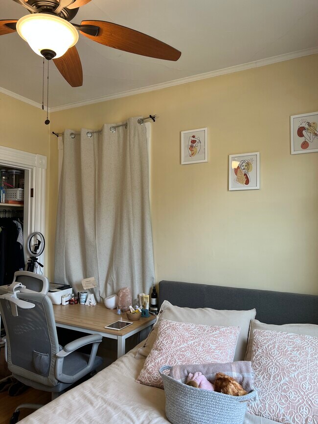 Photo - 176 Elm St Unit 3