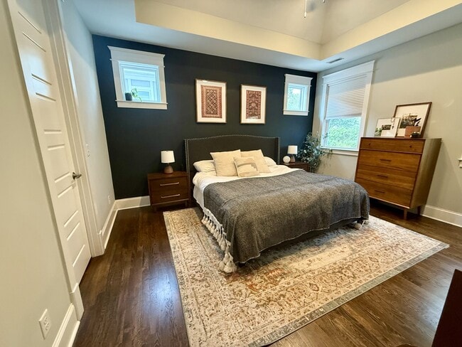 Photo - 2417B Porter Rd