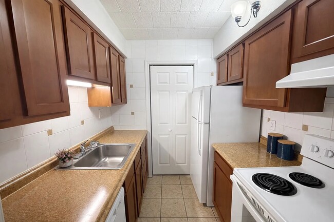 SYCAMORE APARTMENTS -- 130