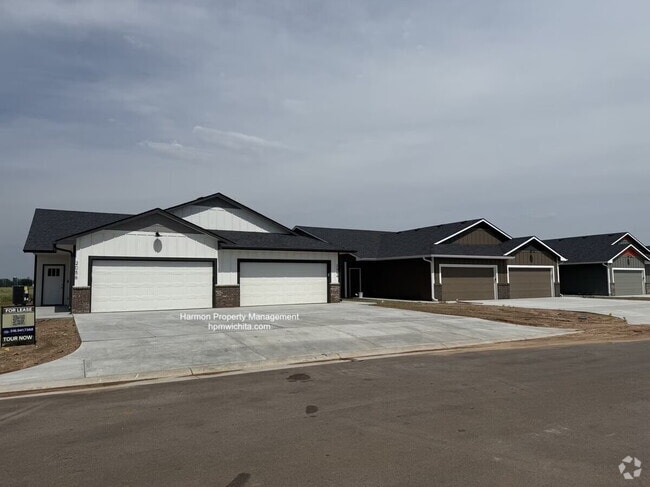Building Photo - 2056 N Reece Ct Rental