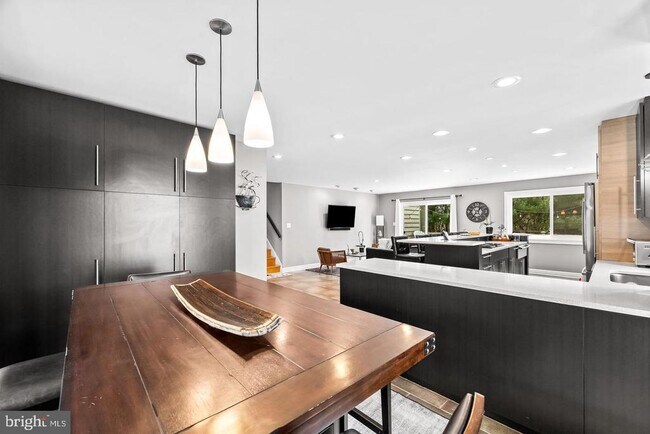 Photo - 6 Hounds Hollow Ct