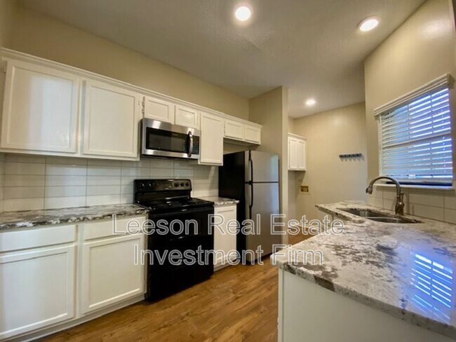 Photo - 9221 Ellerbe Rd