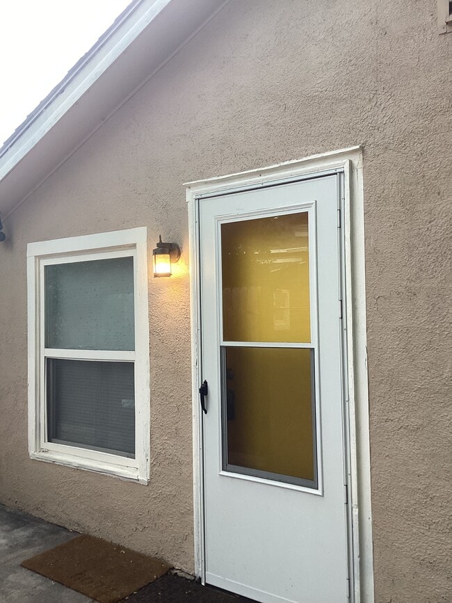 Photo - 2-1512 E Routt Ave