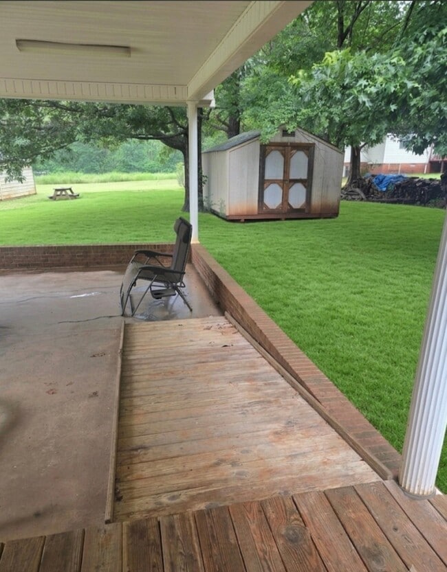 Photo - 4641 Hickory Grove Rd