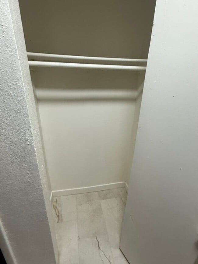 Photo - BEAUTIFUL 2STORY - 3DEBS 2 1/2 BATHS