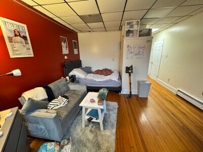 Photo - 877 Beacon St