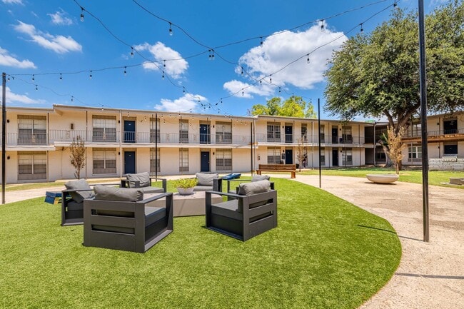 Photo - Villas at 1404