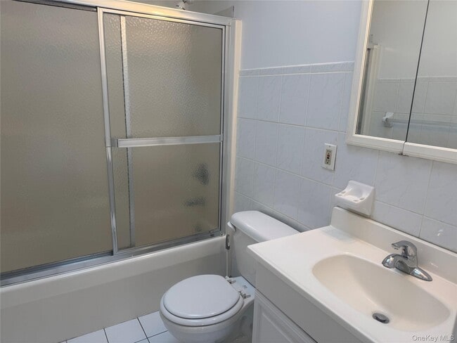 Photo - 219 Manhattan Ave