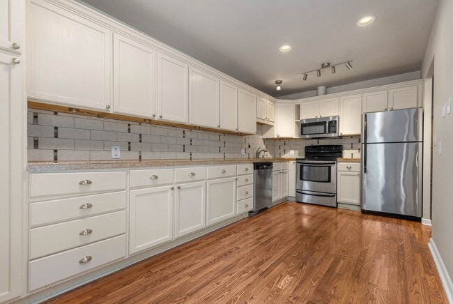Photo - Bright 2 Bedroom Townhouse with Creek Views and Excellent Commuter Location