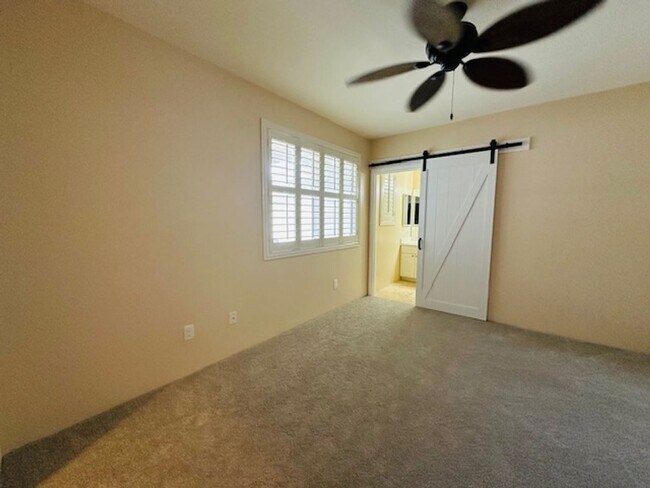 Photo - 3 Bedroom, 2 Bathroom Attached Home (Ka Ma...