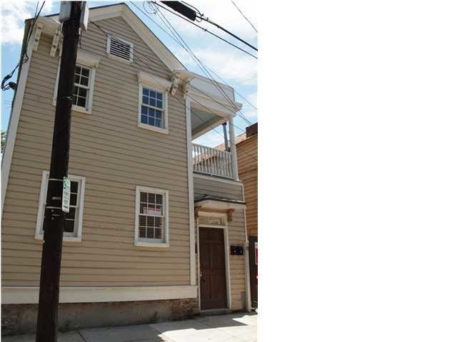 Building Photo - 17 Hampden Ct Unit C