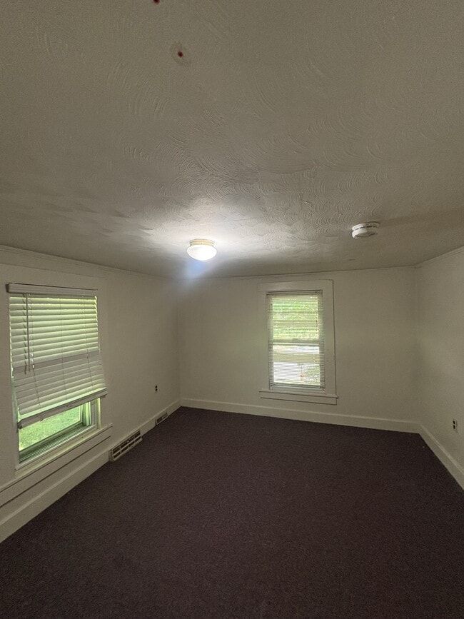 Photo - 289 Pelham Rd
