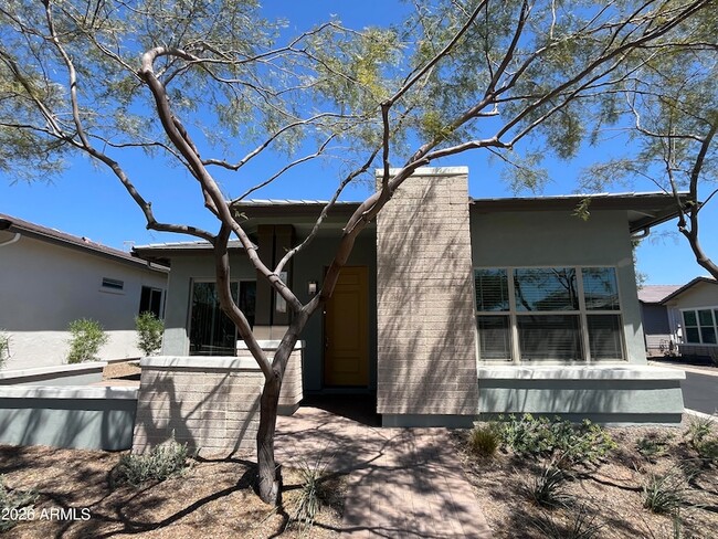 Building Photo - 20711 W Medlock Dr
