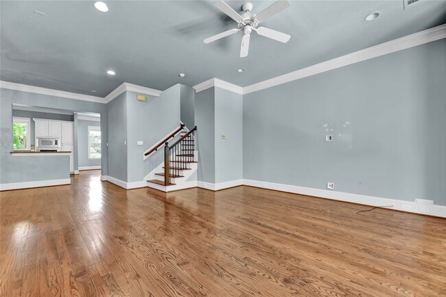 4631 Regent Manor Dr