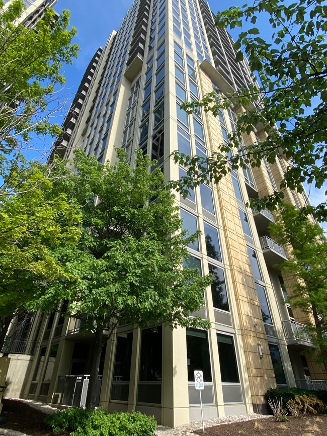 Photo - 700 N Larrabee St Unit 1106