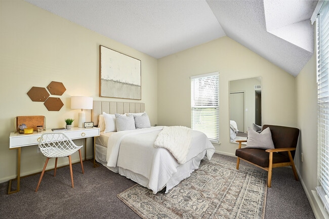 Riviera II - Bedroom 1