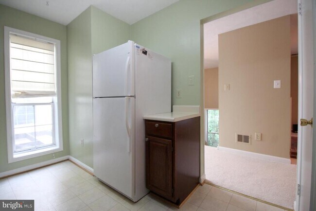 Photo - 10118 Oakton Terrace Rd Unit 10118