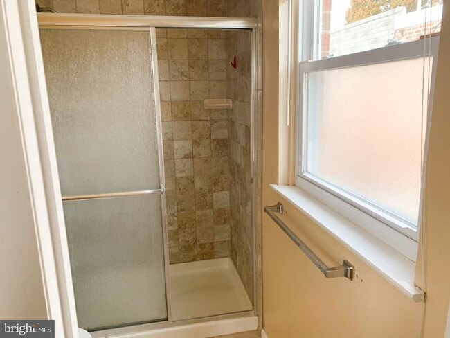 Photo - 7615 Algon Ave