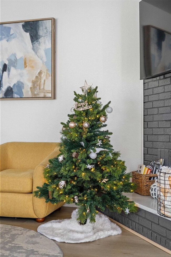 Building Photo - 9211 Highland Pl Unit ID1285780P