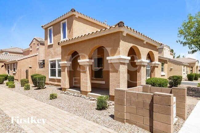2226 S Buckaroo Trail