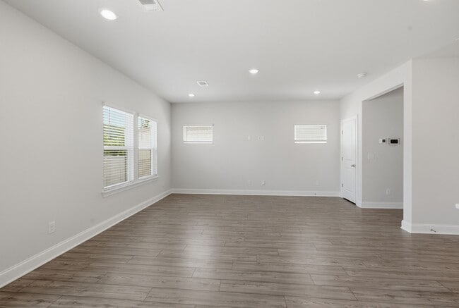 Photo - 4371 Skyridge Dr
