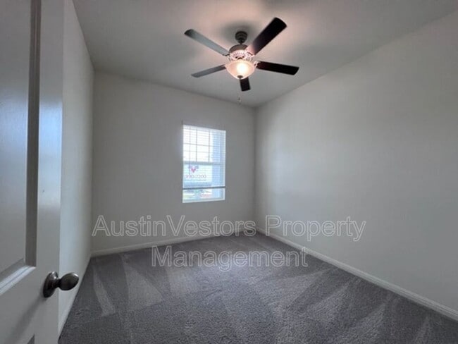Photo - 130 Rubrum Rd