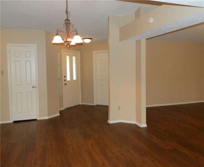 Photo - 13108 Lubbock Ln