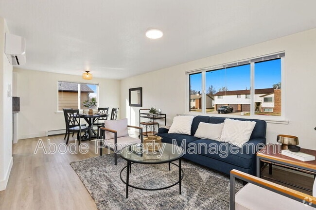 Building Photo - 138 Glenda Dr Unit 2 Rental