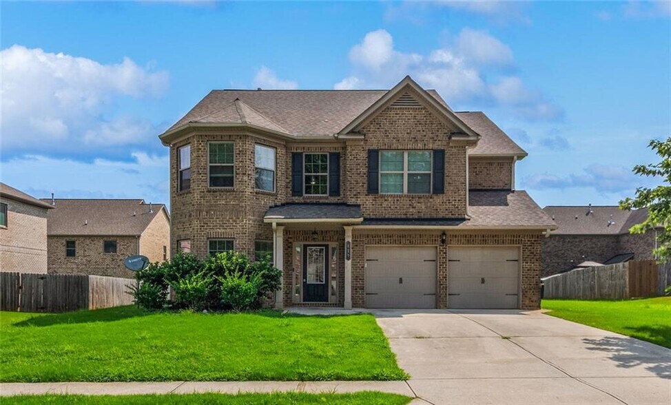 419 Live Oak Pass
