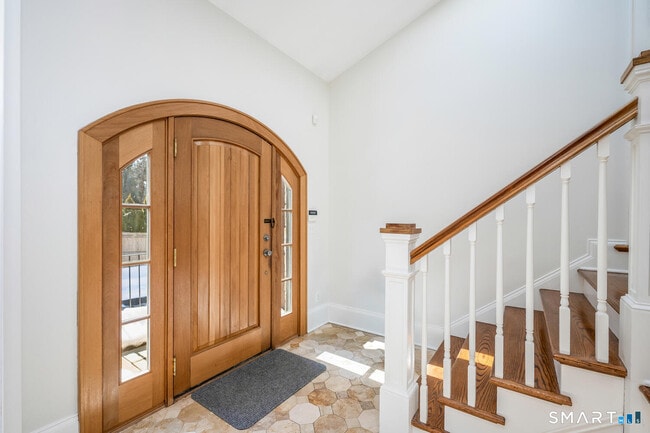 Photo - 20 Outlook Dr