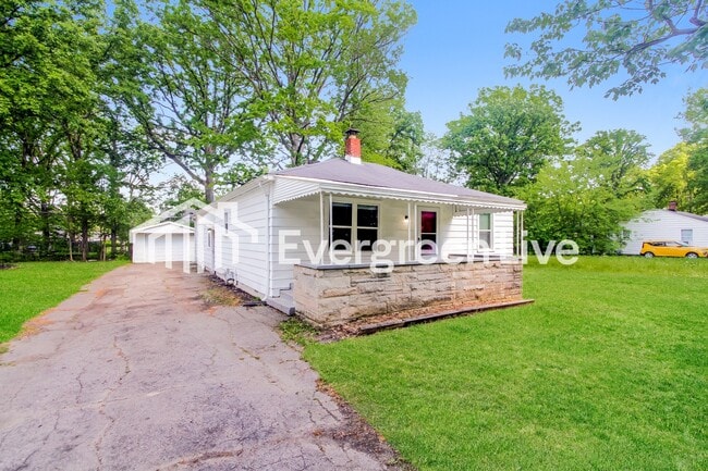 Photo - 3641 N Sadlier Dr